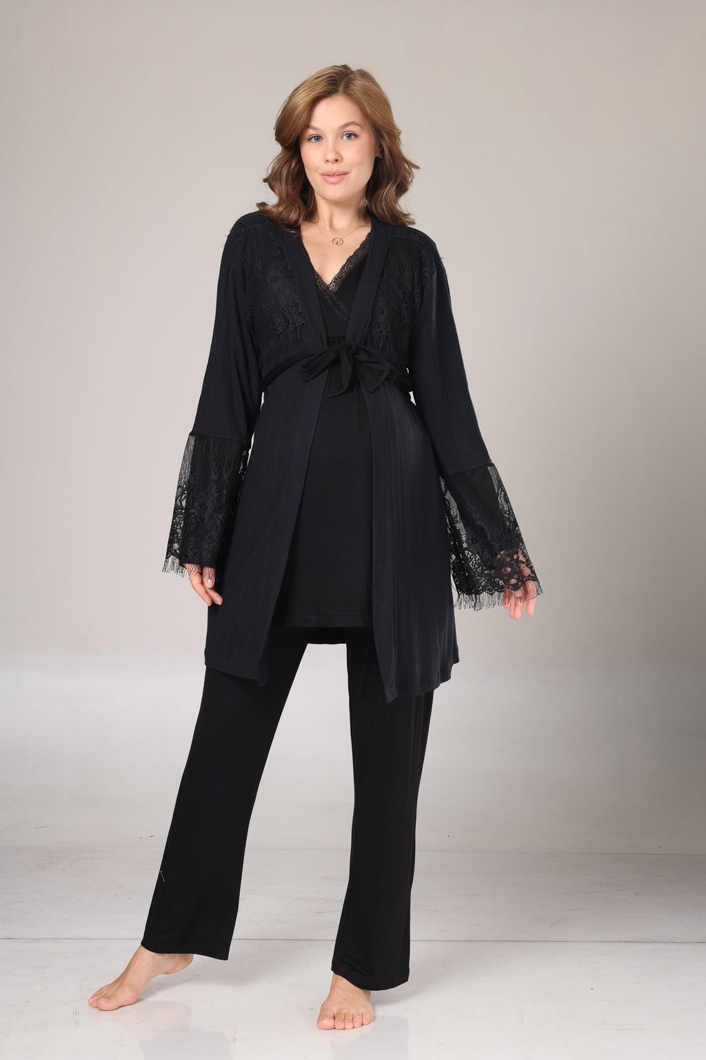 Kışlık Siyah Fitilli Dantel Detaylı Sabahlıklı Lohusa Pijama Takımı-1022