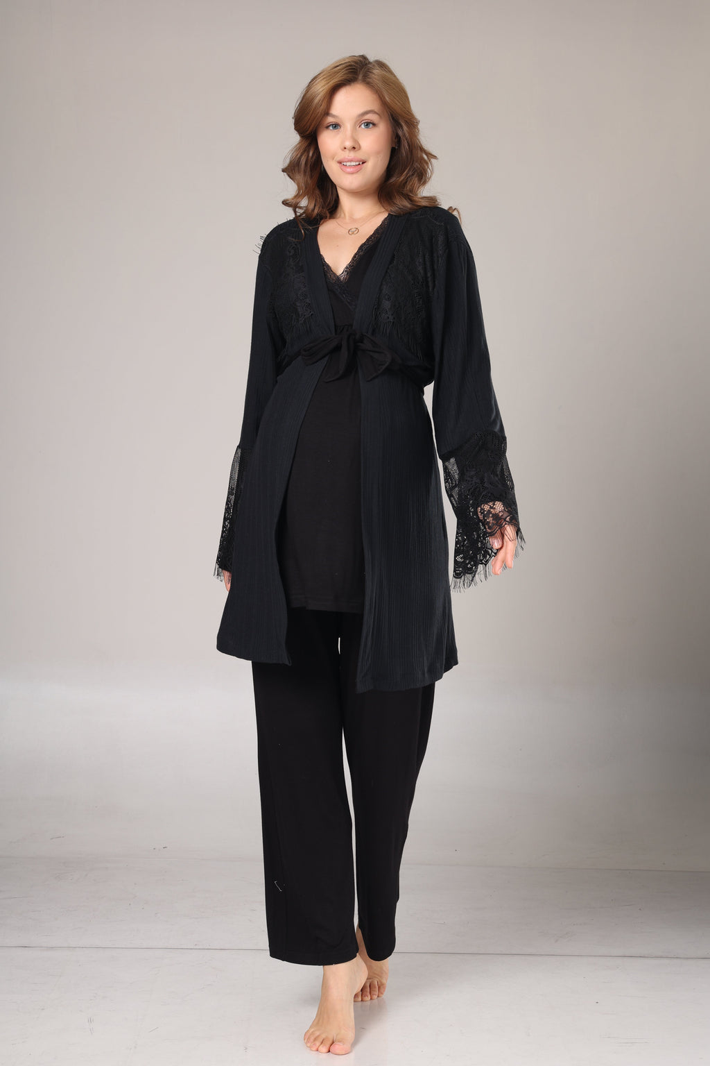 Kışlık Siyah Fitilli Dantel Detaylı Sabahlıklı Lohusa Pijama Takımı-1022