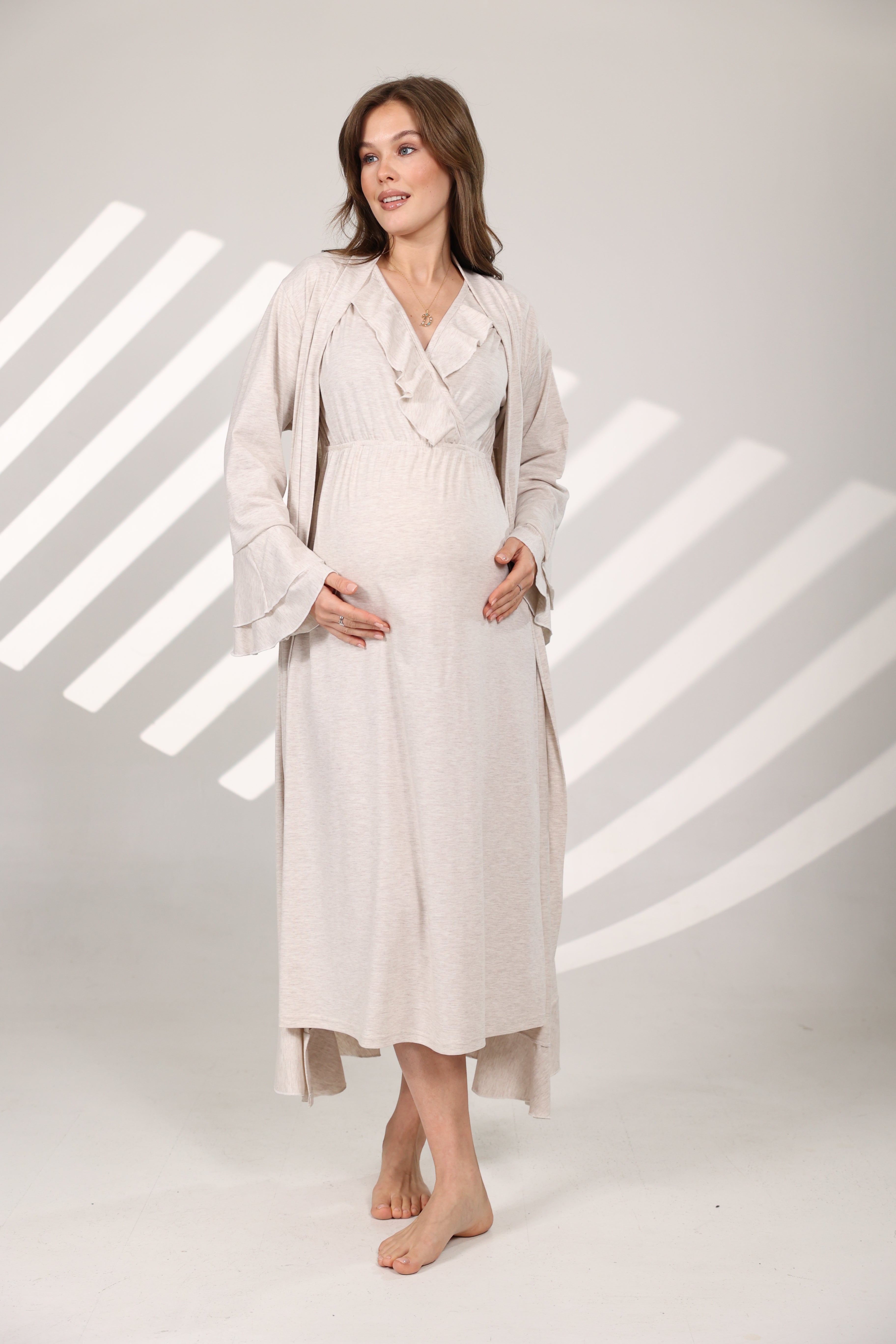 Bej Melanj Yumuşak Dokulu Kruvaze Sabahlıklı Lohusa Gecelik Takımı 572