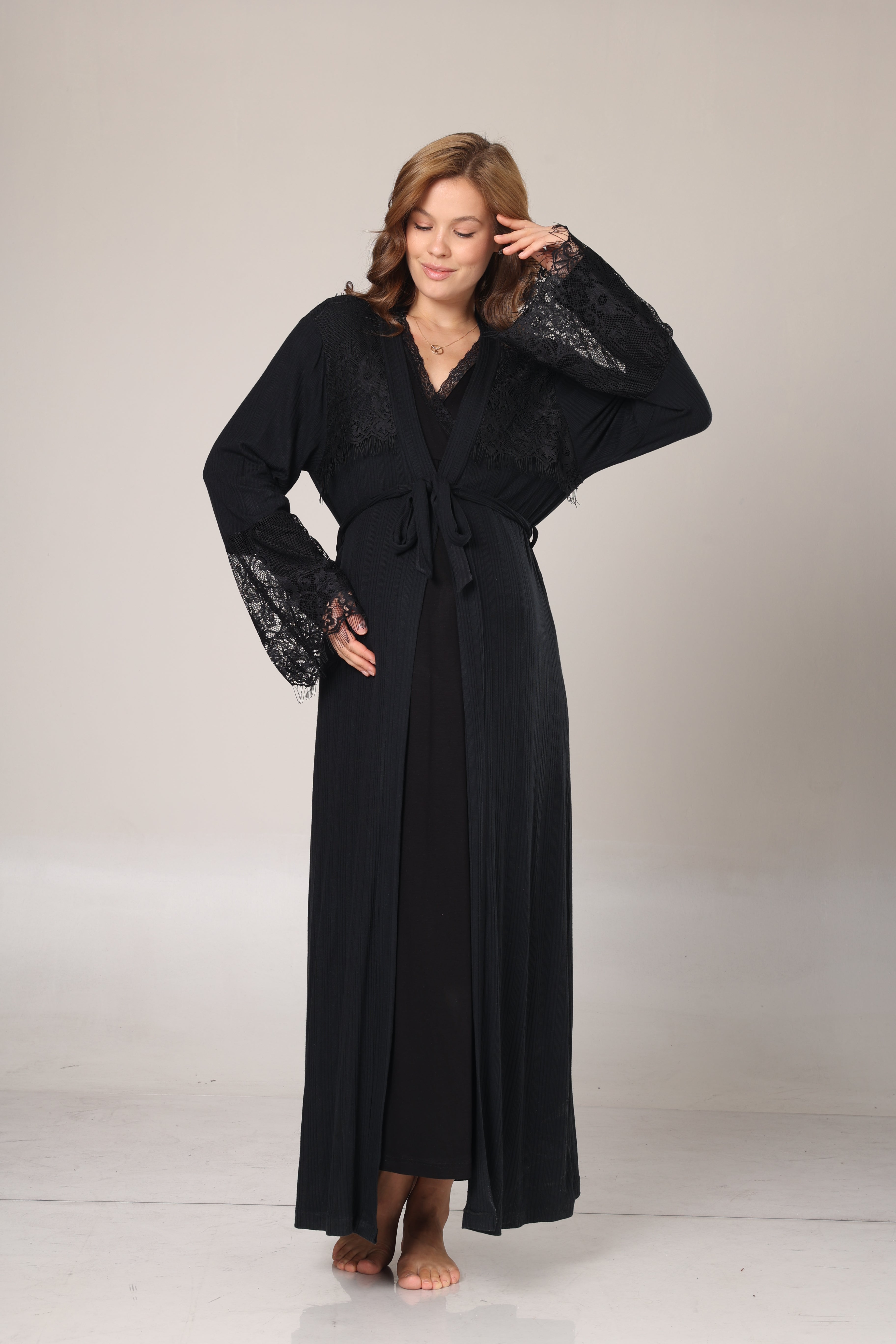 Kışlık Siyah Fitilli Dantel Detaylı Sabahlıklı Lohusa Gecelik Takımı -1006