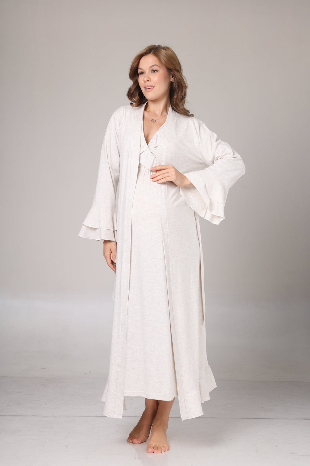 Uzun Kollu Bej Melanj Yumuşak Dokulu Kruvaze Sabahlıklı Lohusa Gecelik Takımı-1026