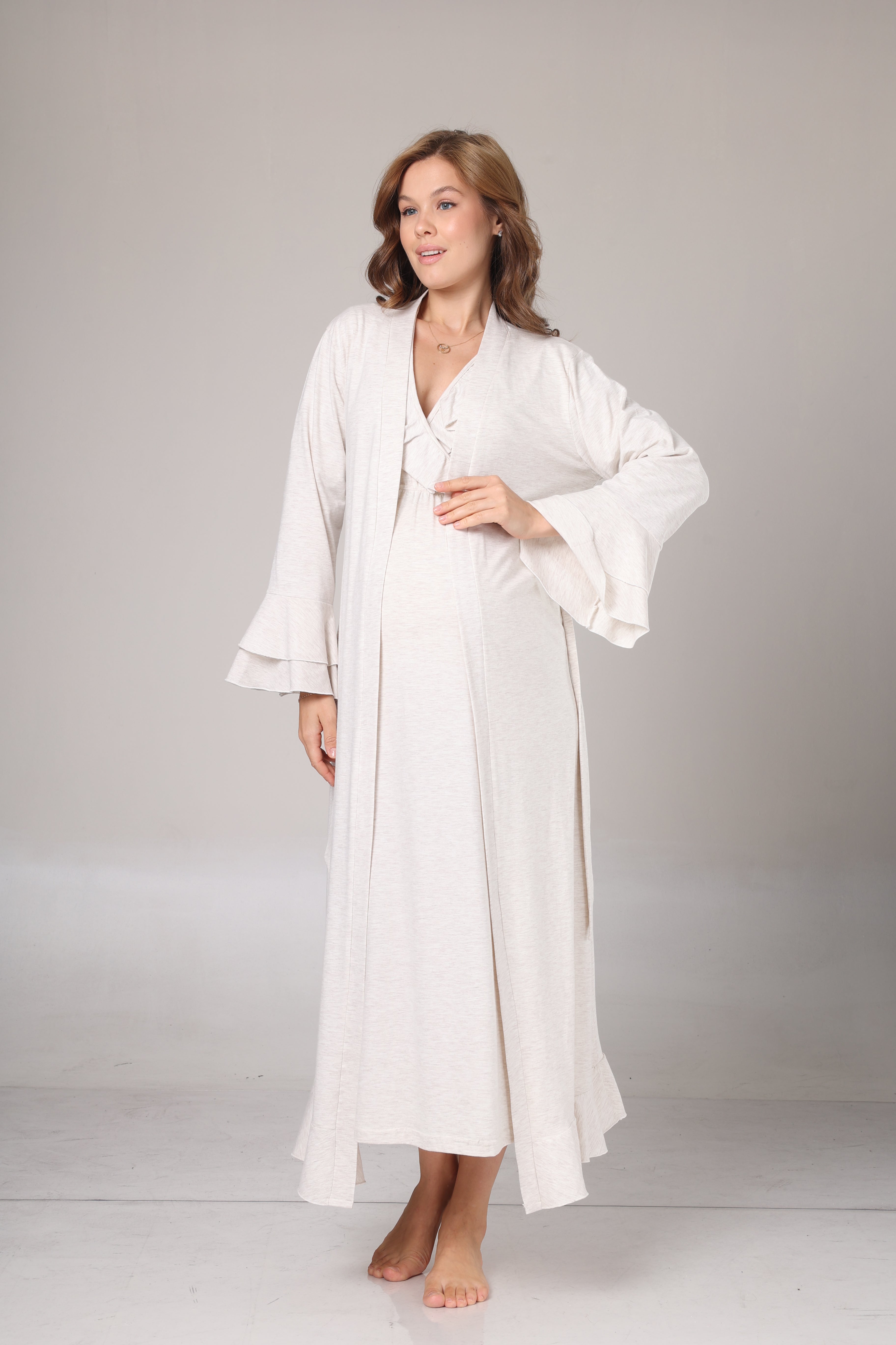 Uzun Kollu Bej Melanj Yumuşak Dokulu Kruvaze Sabahlıklı Lohusa Gecelik Takımı-1026