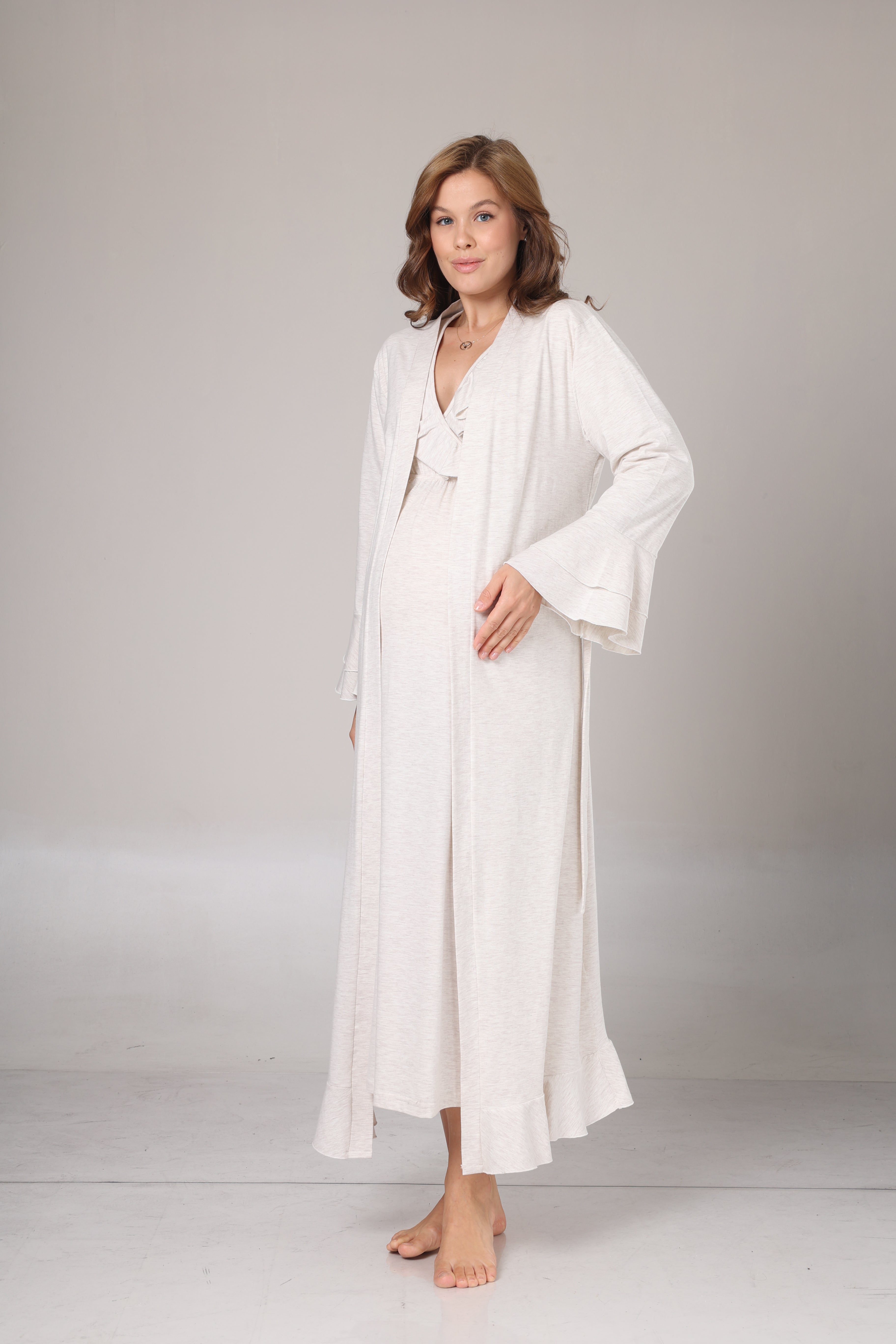 Uzun Kollu Bej Melanj Yumuşak Dokulu Kruvaze Sabahlıklı Lohusa Gecelik Takımı-1026