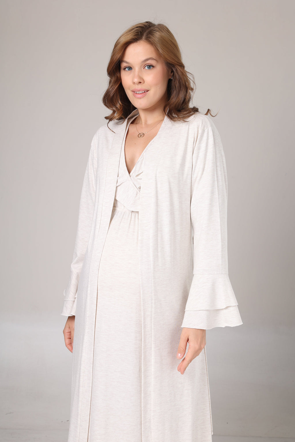 Uzun Kollu Bej Melanj Yumuşak Dokulu Kruvaze Sabahlıklı Lohusa Gecelik Takımı-1026