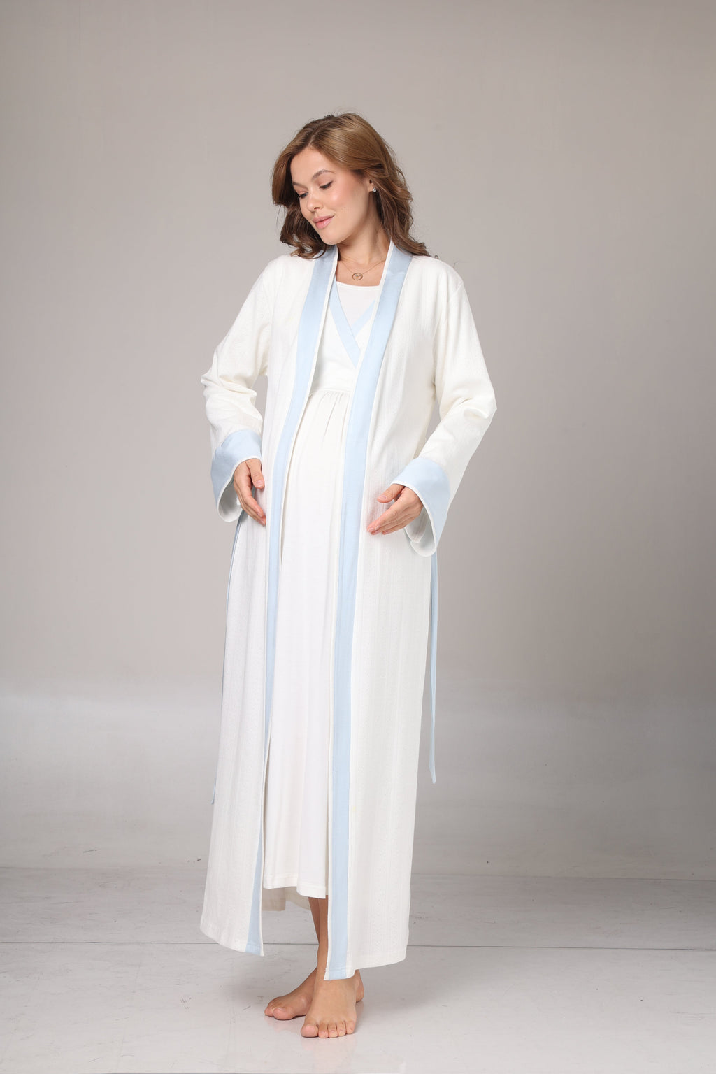 Kışlık Kendinden Desenli Mavi Şerit Detaylı Sabahlıklı Lohusa Gecelik Takımı -1017