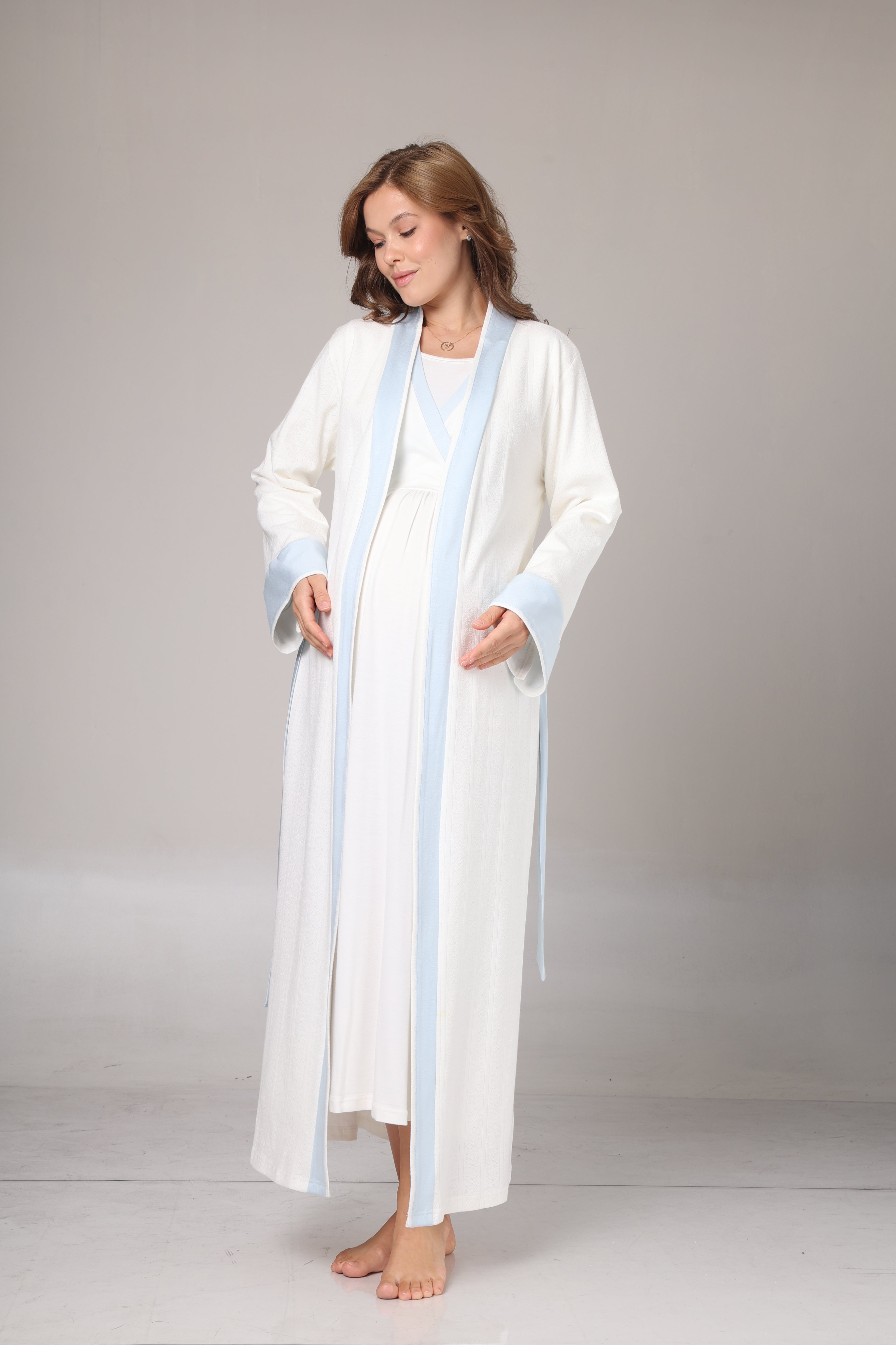 Kışlık Kendinden Desenli Mavi Şerit Detaylı Sabahlıklı Lohusa Gecelik Takımı -1017