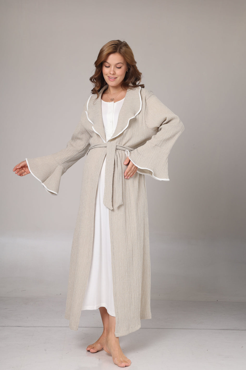 Kışlık Bej Krepon Dokulu Sabahlıklı Lohusa Gecelik Takımı -1018