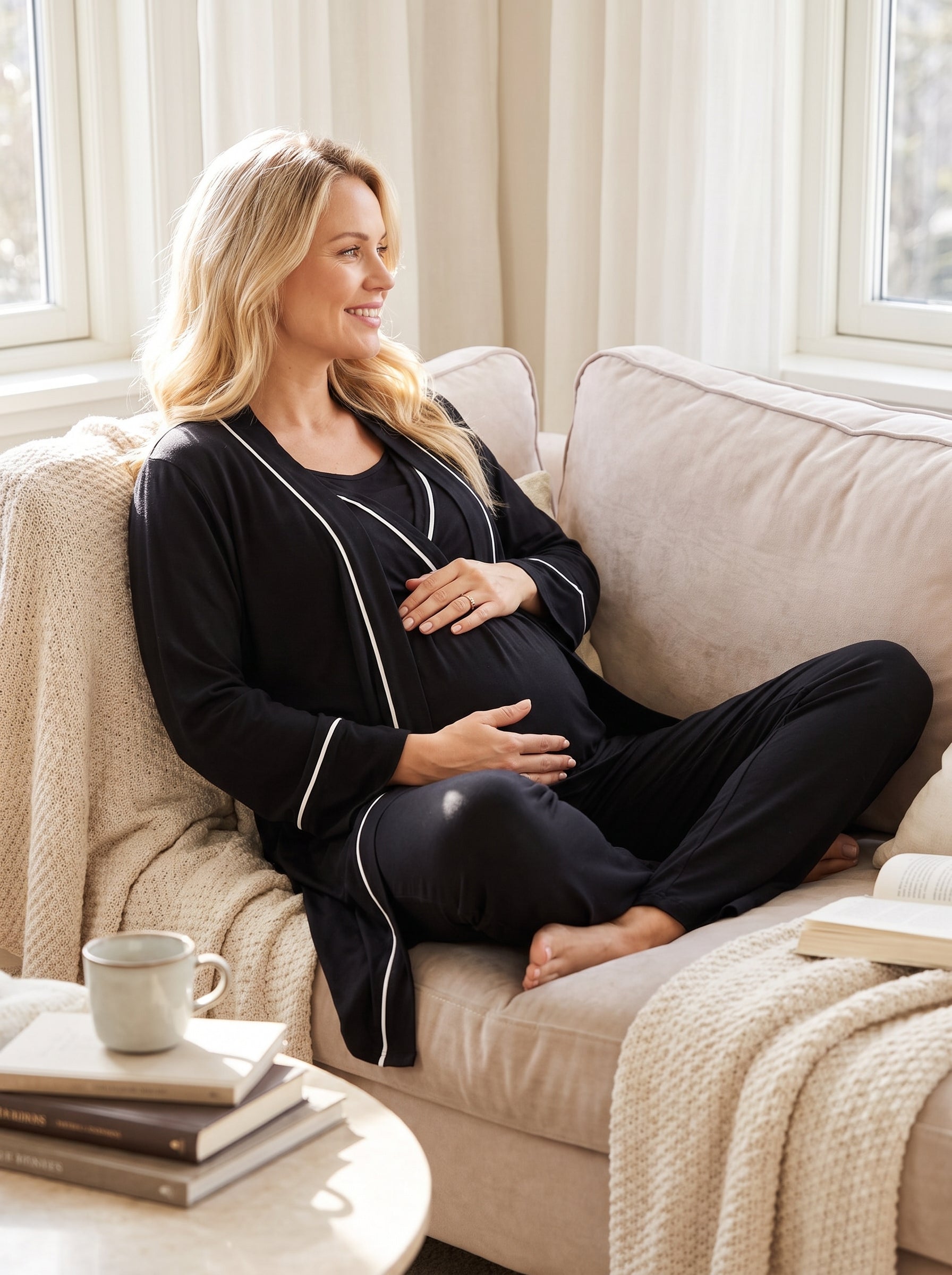 Yumuşak Dokulu Siyah Biyeli Sabahlıklı Kruvaze Lohusa Pijama Takımı 808
